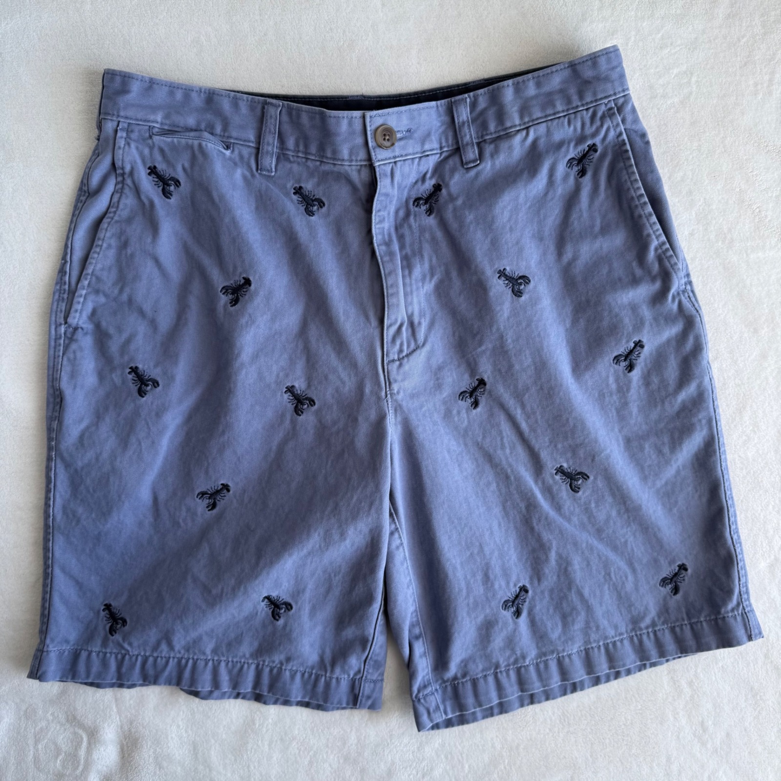Lands' End Lobster Embroidered Chino Shorts Men's 34 Blue Nautical Preppy Beach